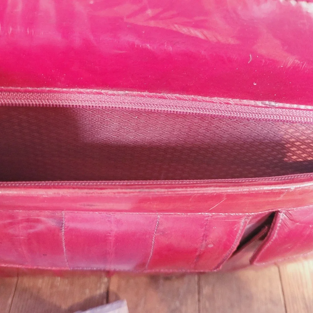 Unbranded vintage red