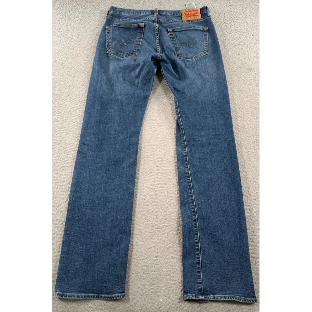 Levis department legs