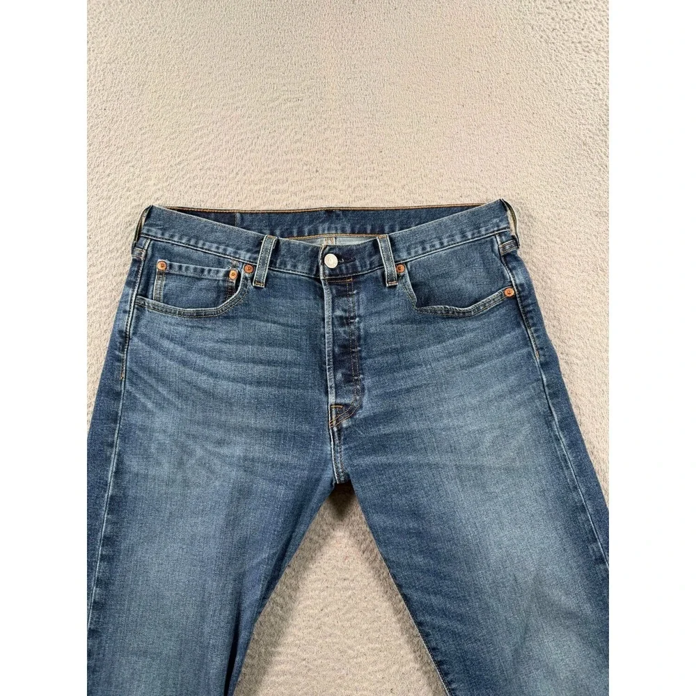 Levis rise stretch please