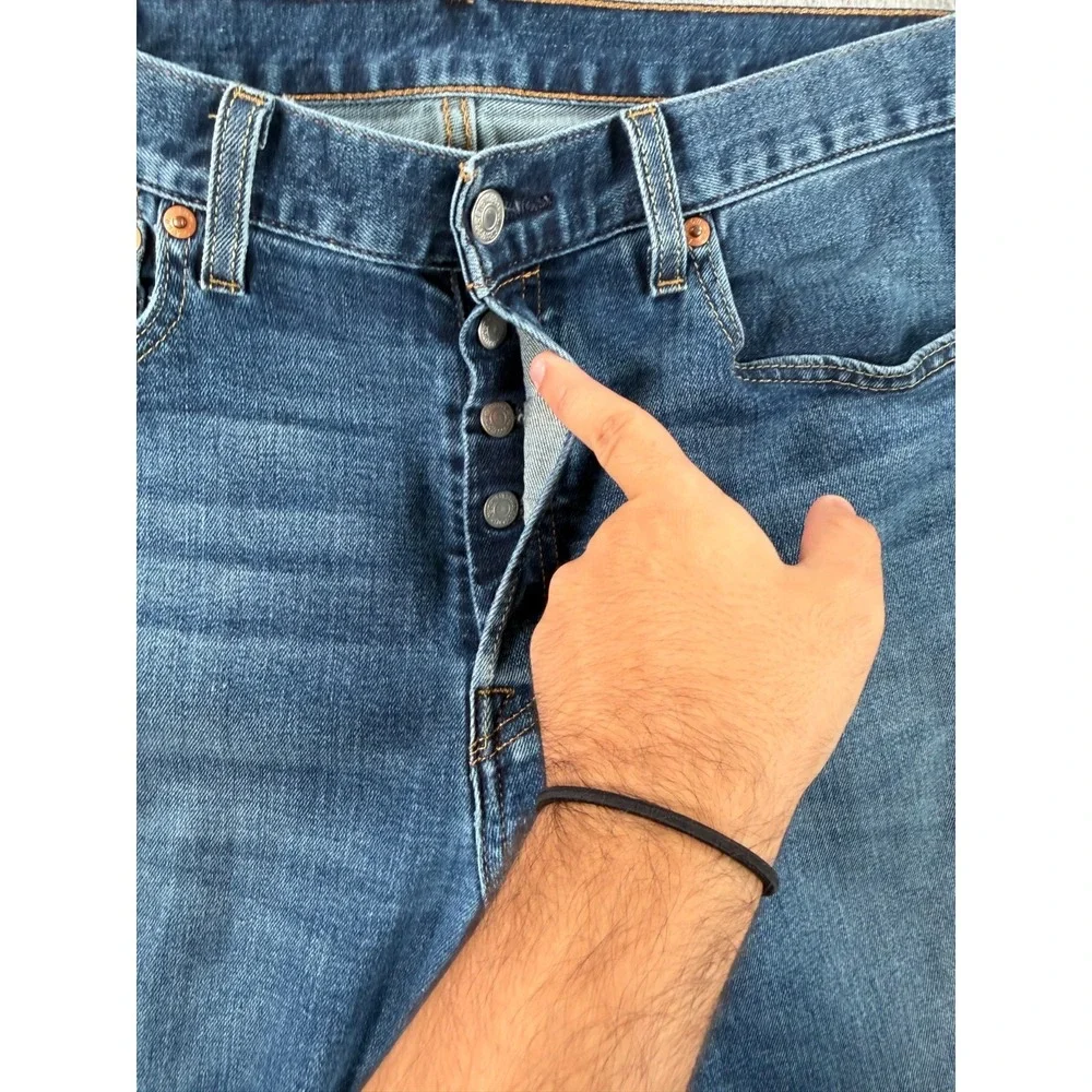 Levis color brand stretch