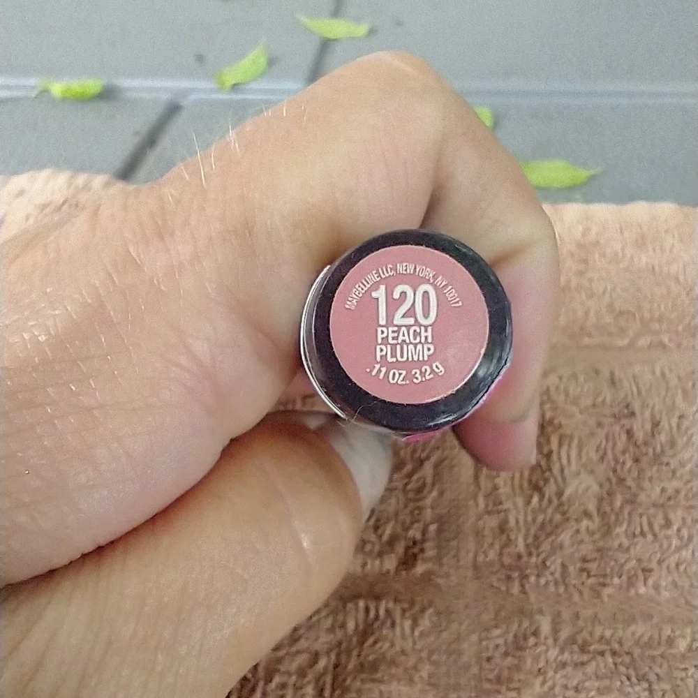 Maybelline volume xl