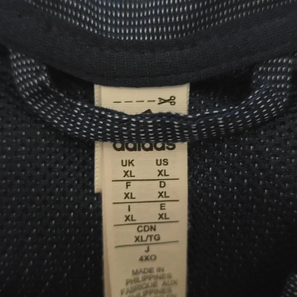 Adidas Men's‎ Windbreaker Quarter Zip in Navy Size XL