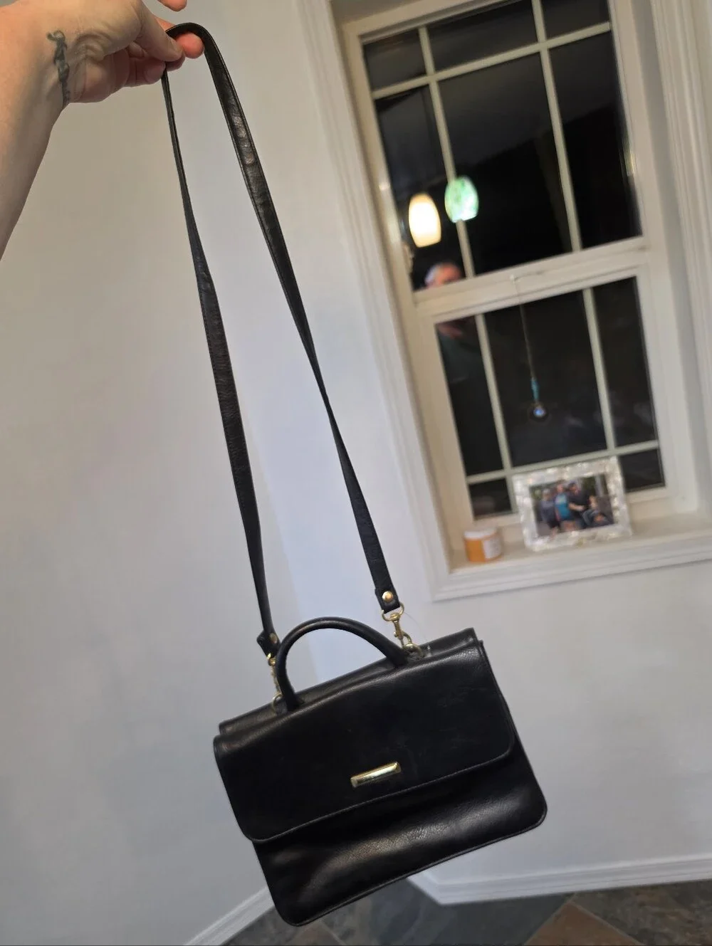 Rosetti sleek black