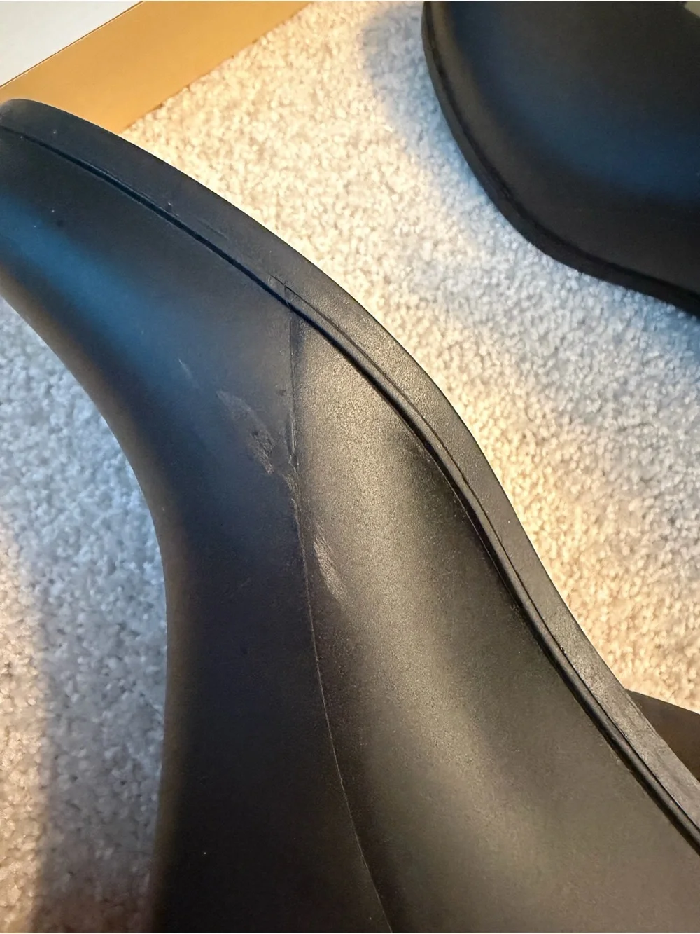 Michael Kors aid boots