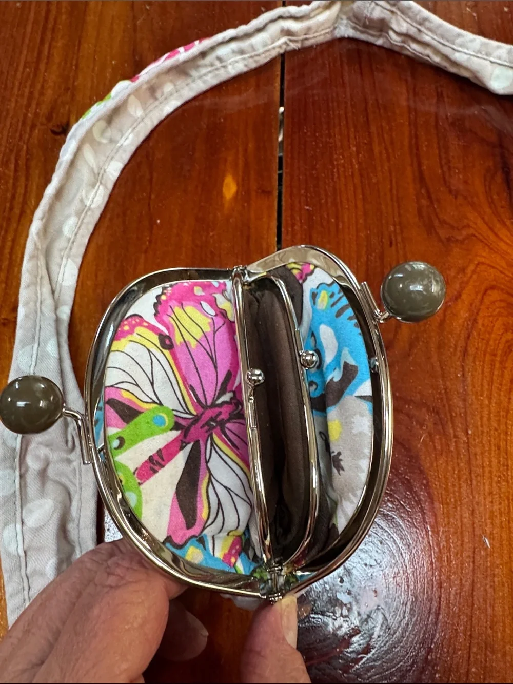 thirty-one Reversible Floral/ Gray Polka Dot  Hobo  Bag & Coin Purse W/ Pockets