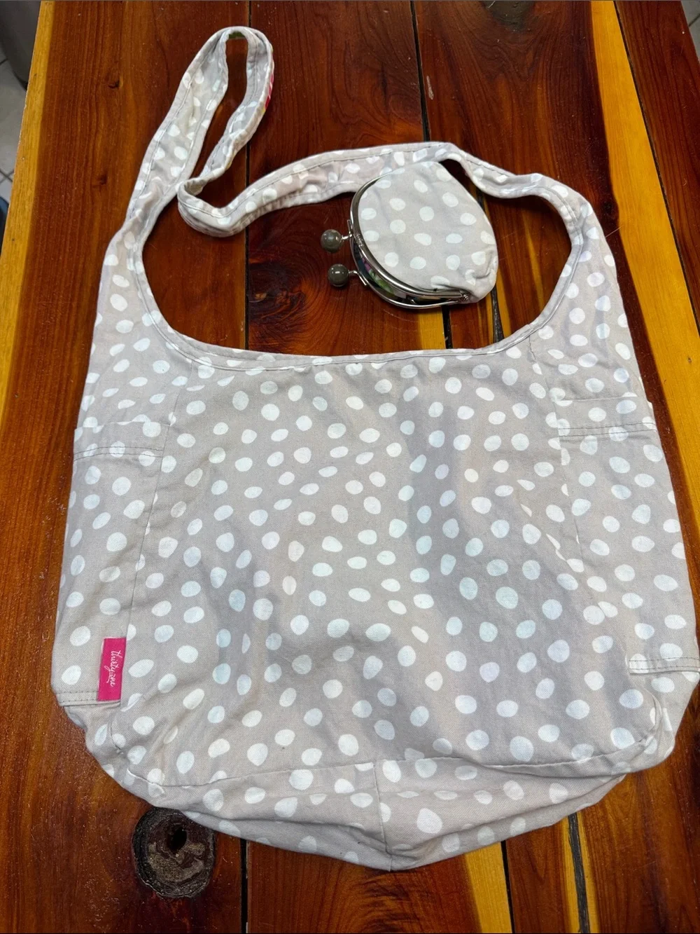 thirty-one Reversible Floral/ Gray Polka Dot  Hobo  Bag & Coin Purse W/ Pockets