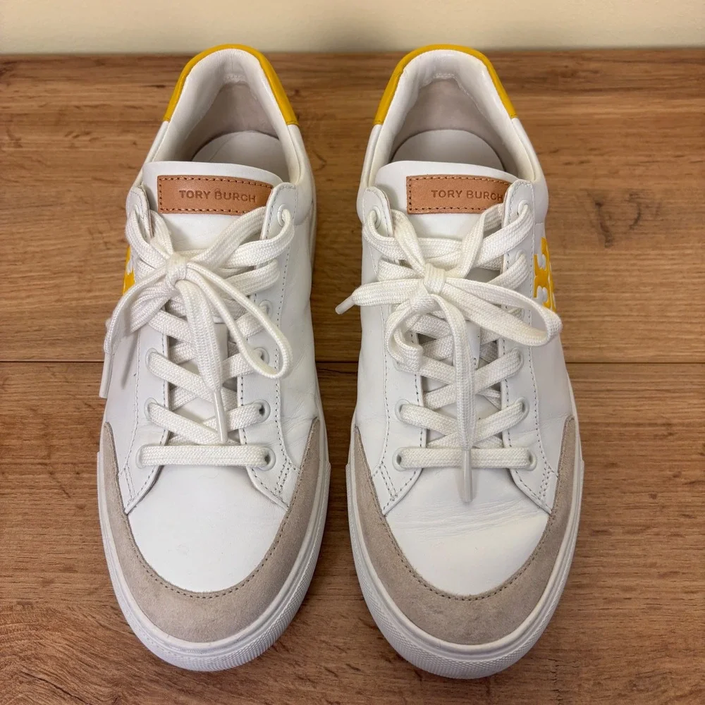 Tory Burch excellent pre
