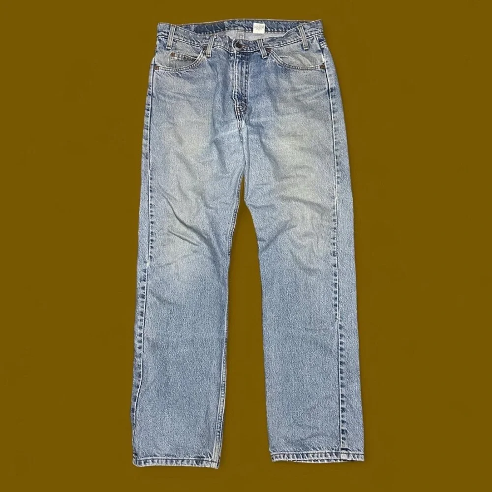 Levis size l32