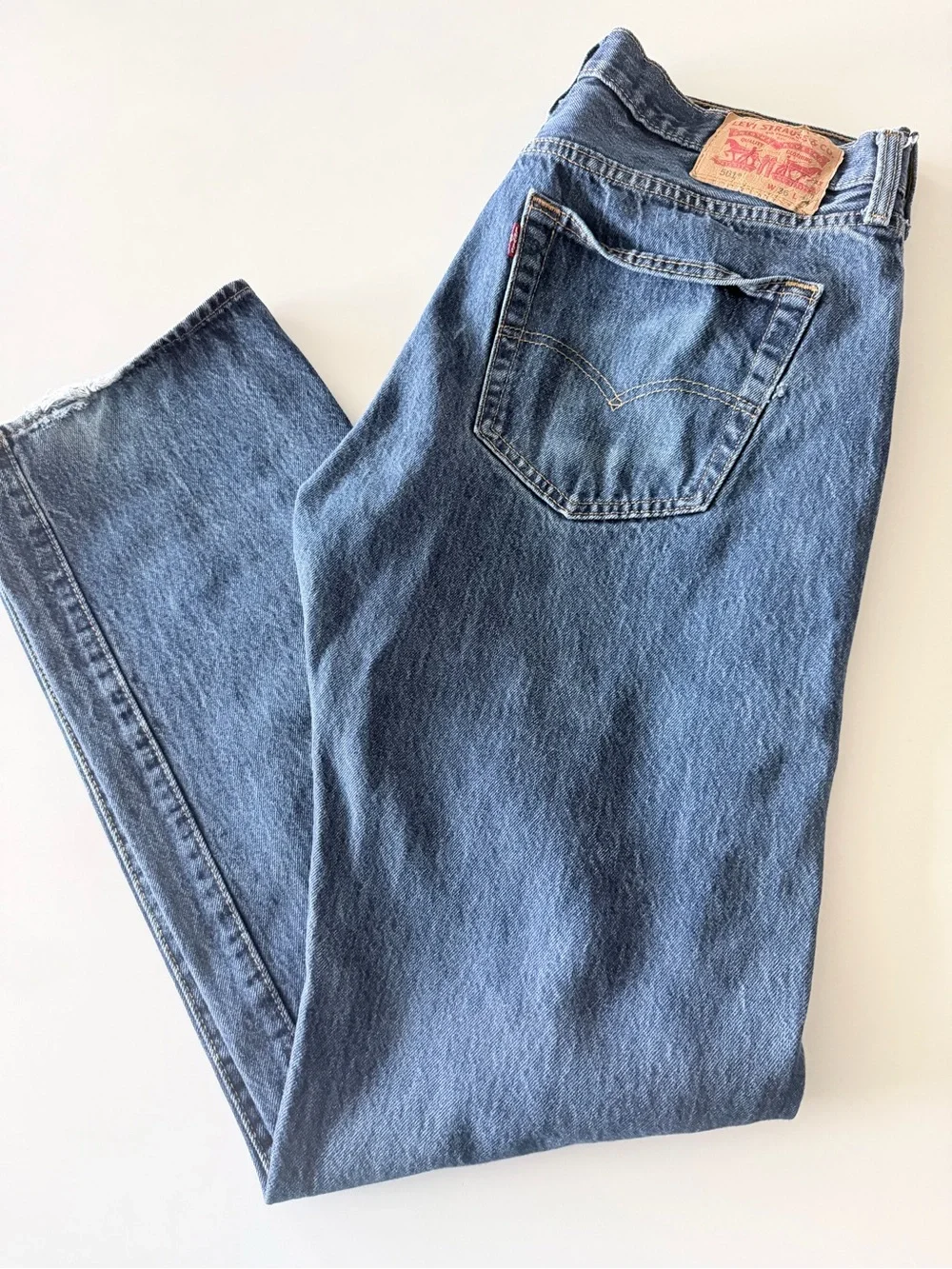 Levi's Men's Blue Straight-Leg Jeans 501