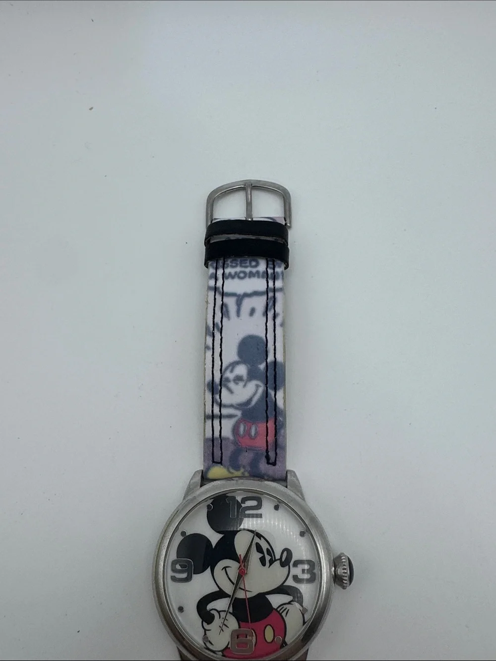 Disney Mickey Mouse Comics Cartoon Watch Large Case Needs Battery