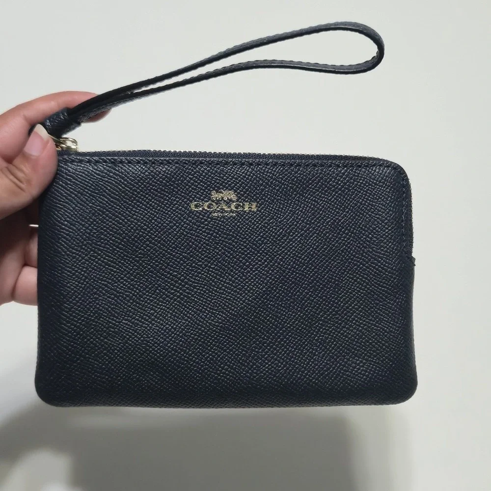 COACH Midnight Blue Corner‎ Zip Crossgrain Leather Wristlet Strap