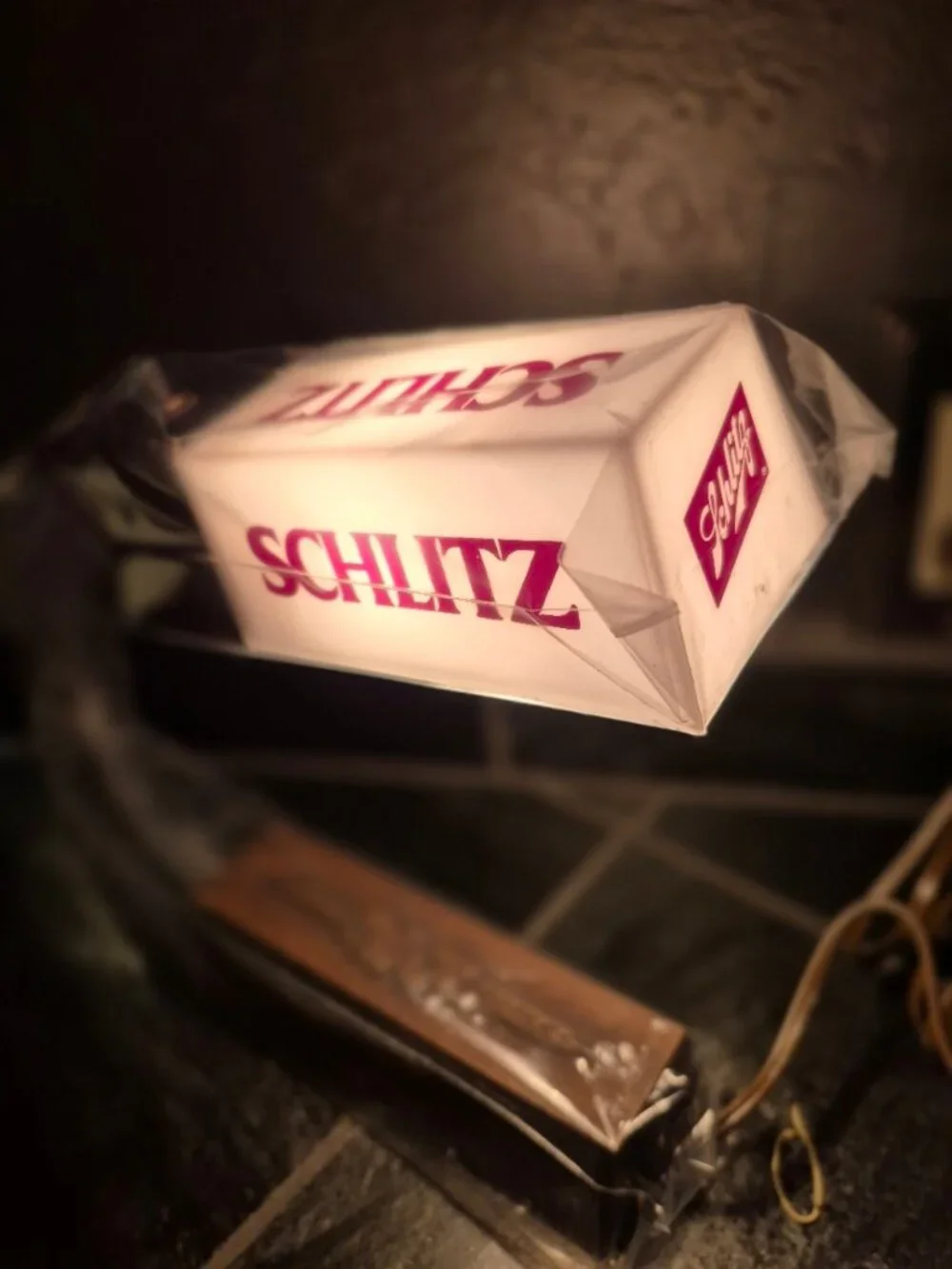 Vintage Schlitz Beer Light classic inch