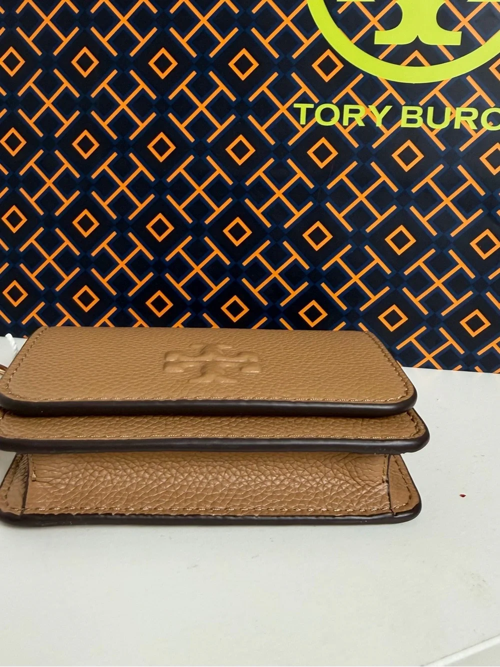 Tory Burch compact pebbled
