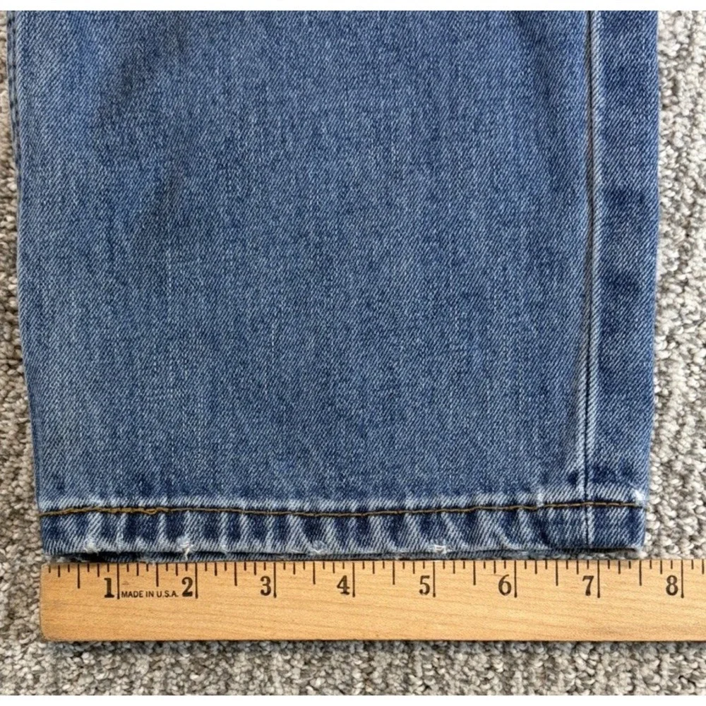 Levis measures 30x30**