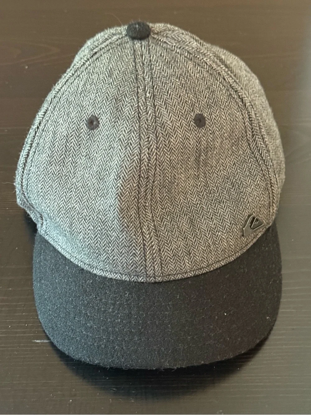 Quiksilver Herringbone-Textured Short Brim Fitted Hat, SM/MED