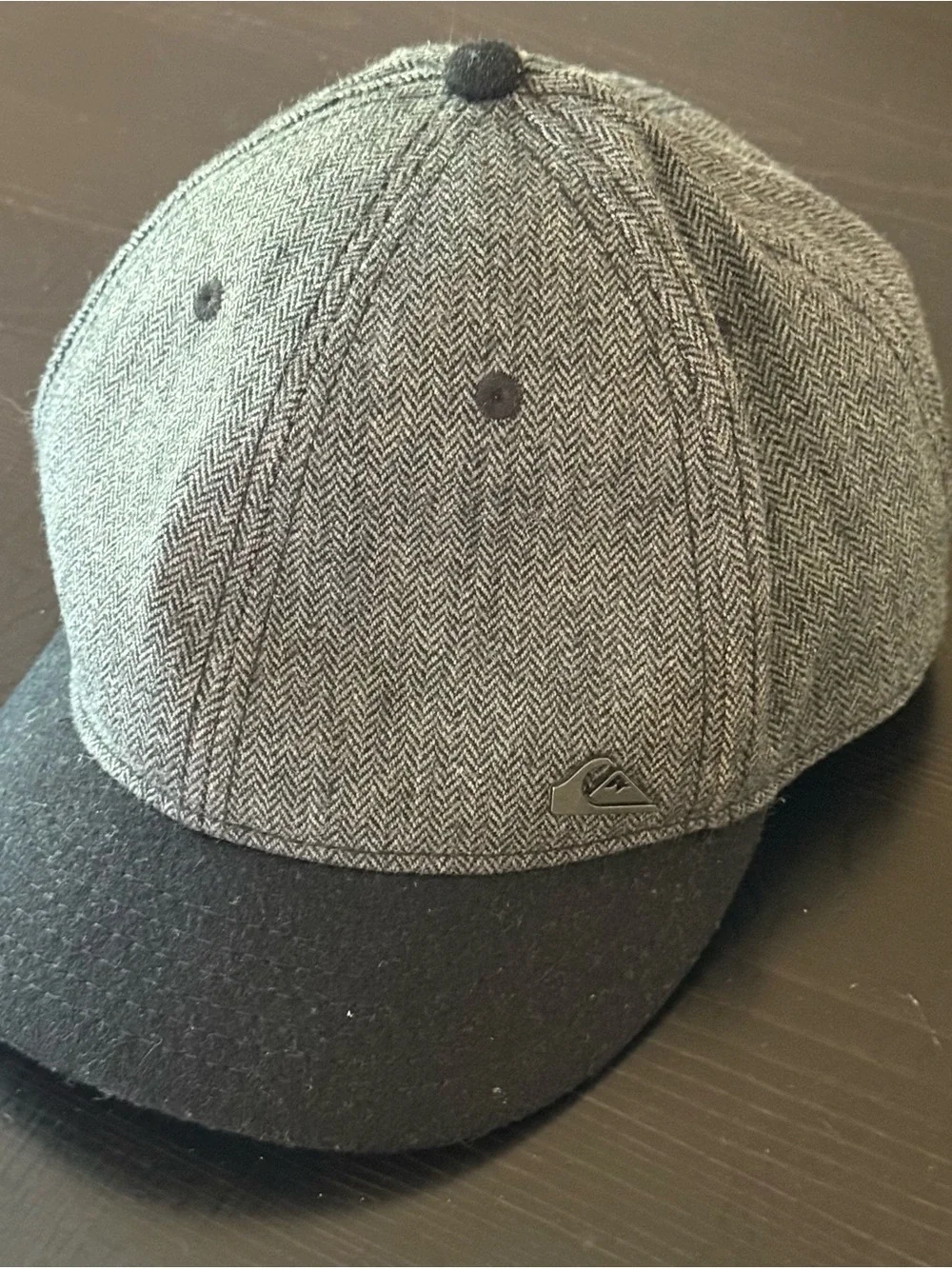 Quiksilver fitted hat