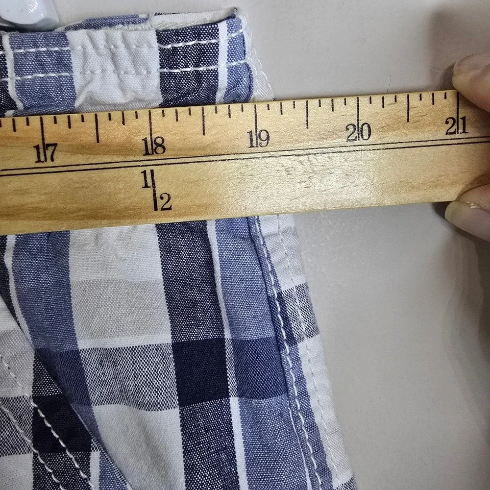 Levi's