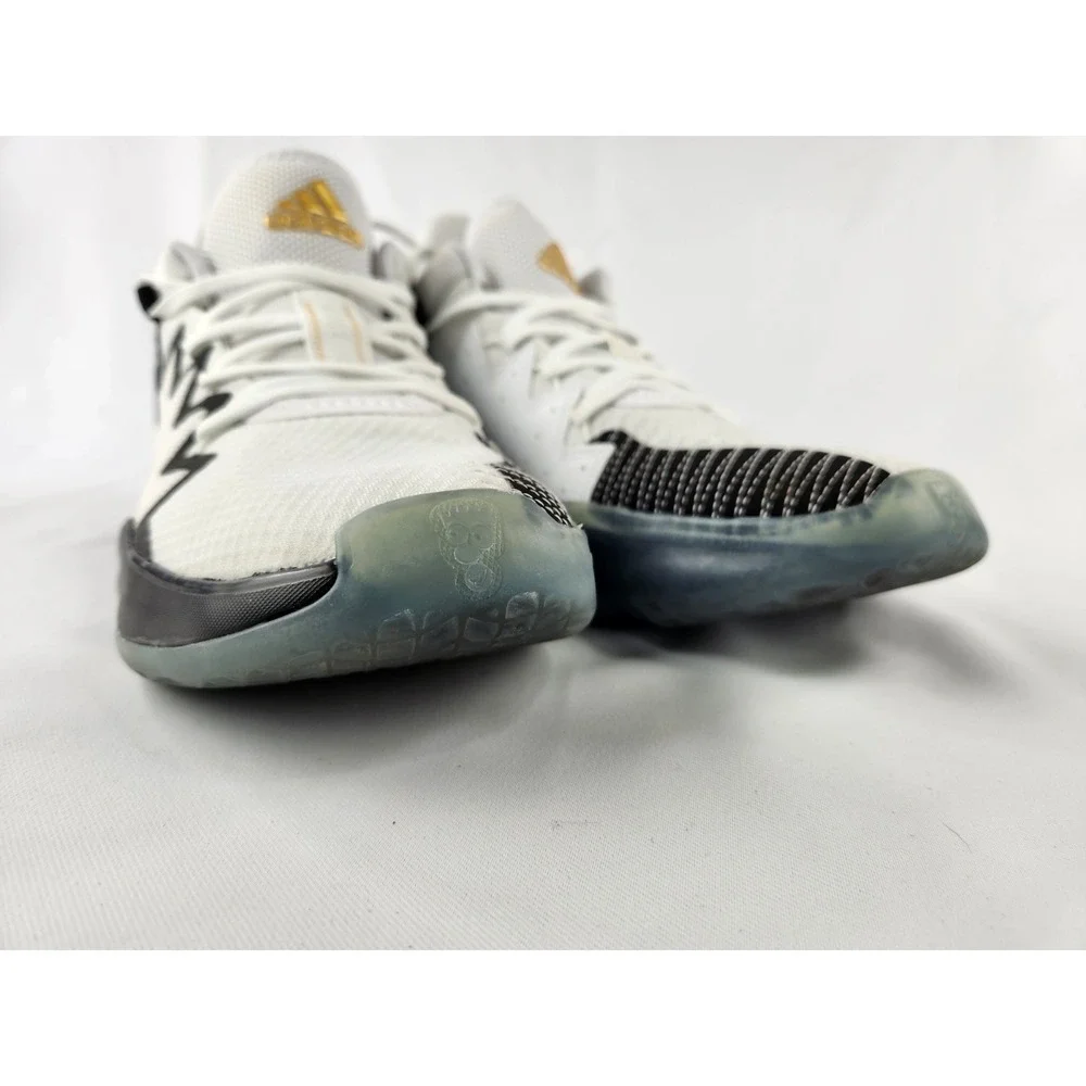 adidas men issue