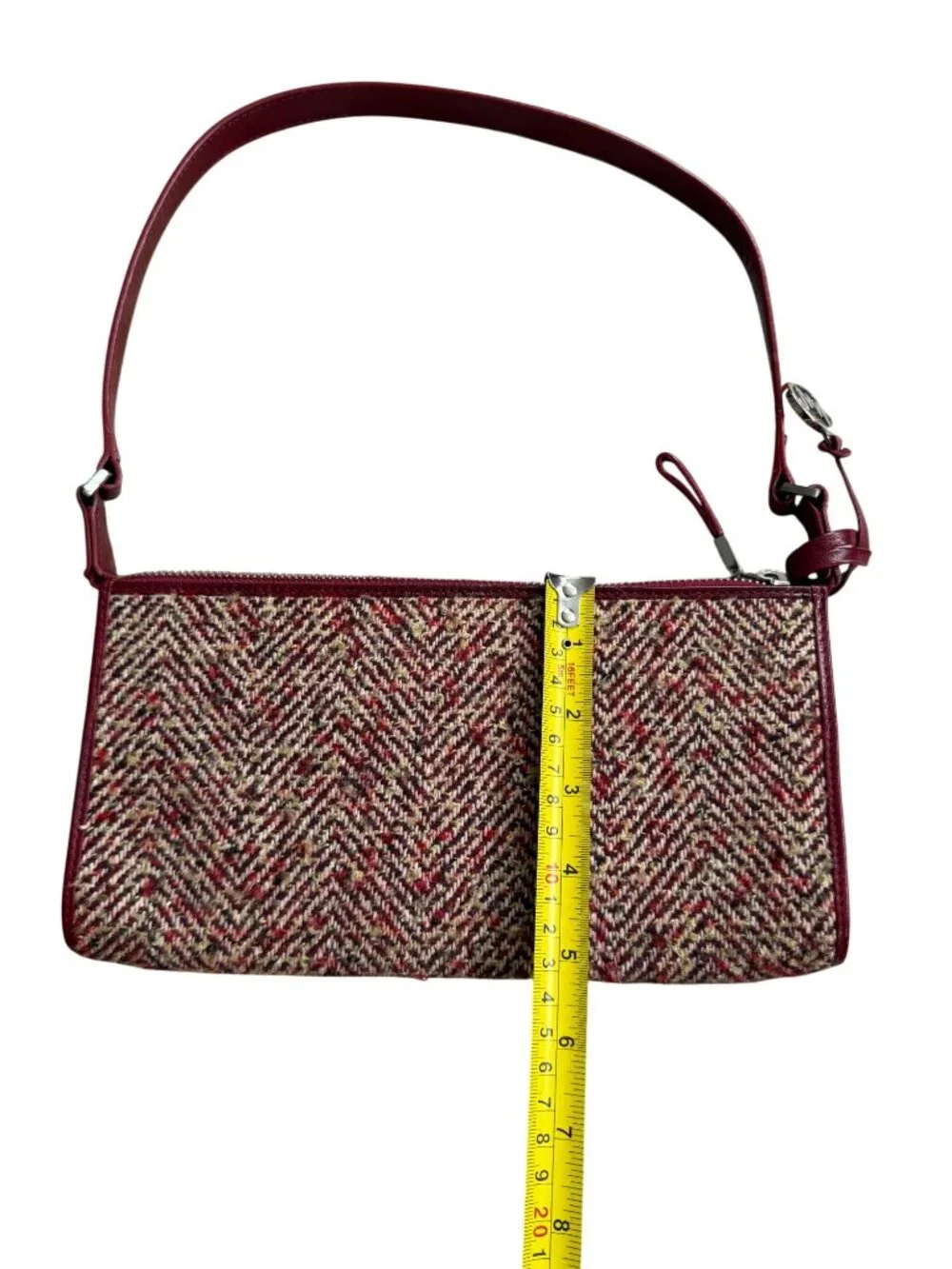 Monsac this item