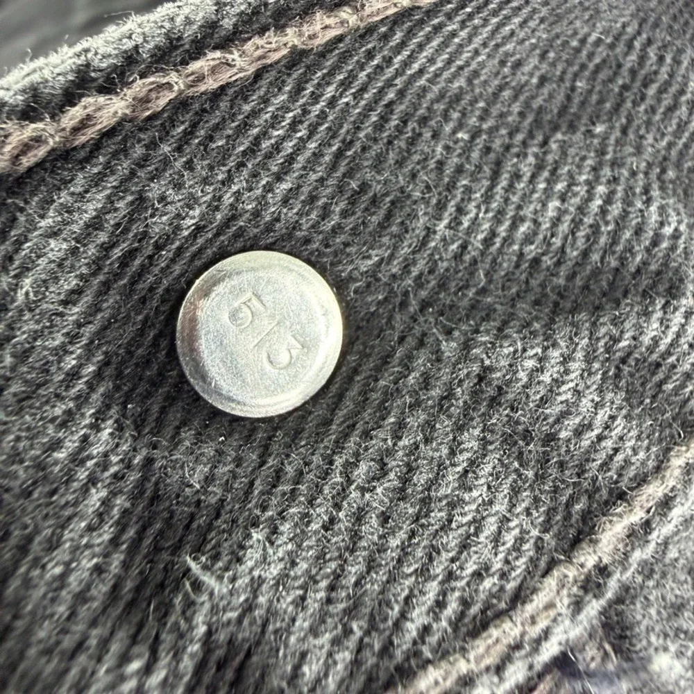 Levis tag says
