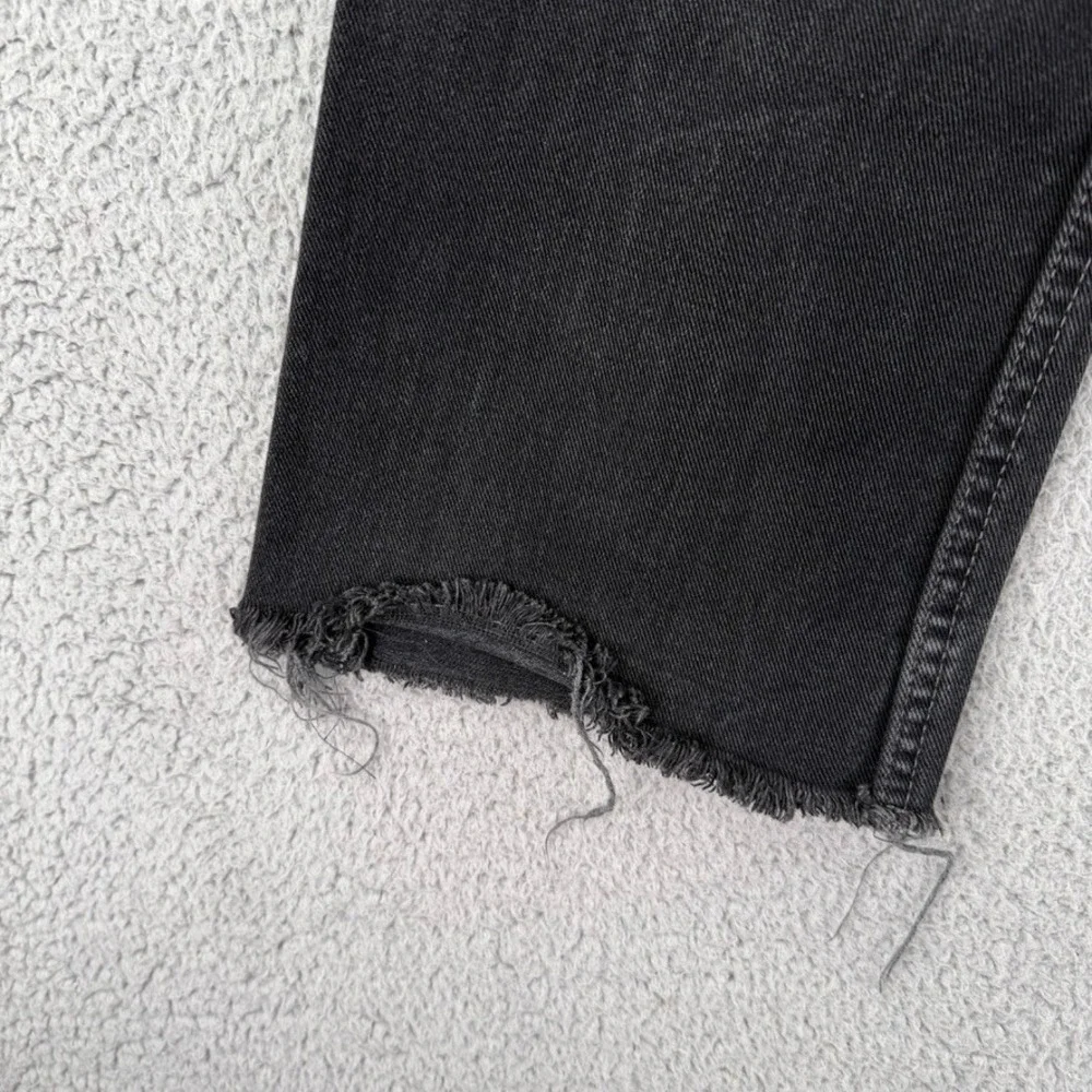 Levis tag says