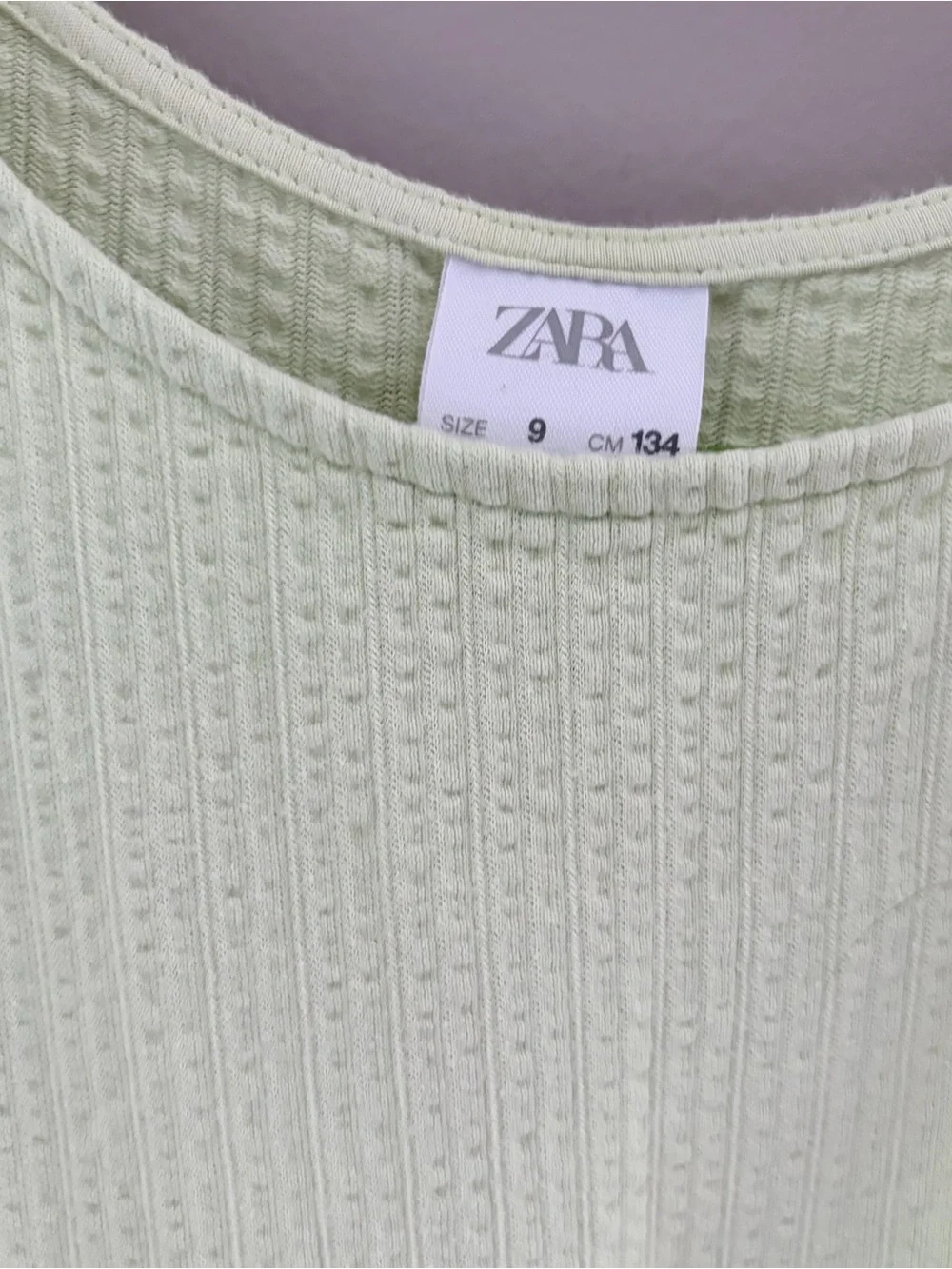 Zara this light