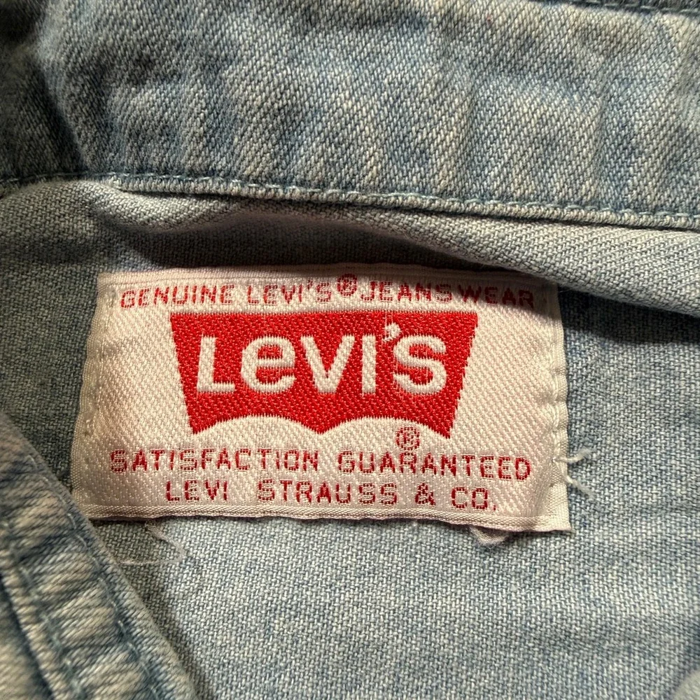 Levis see photos