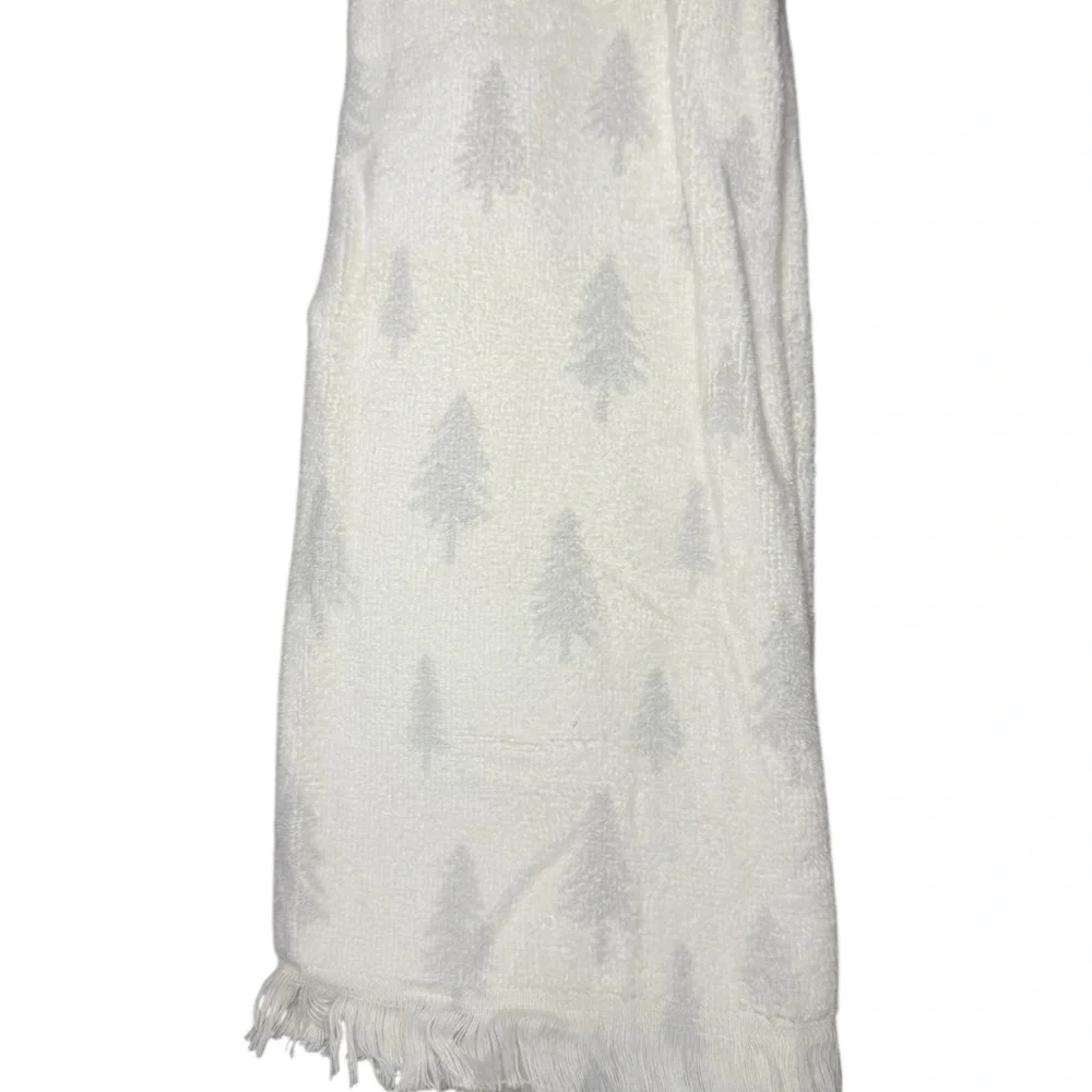 Target Wondershop 2 pk Scattered Trees Hand Towels Gray/White