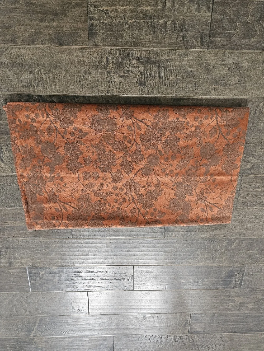 Lauren Ralph Lauren beautiful rectangular