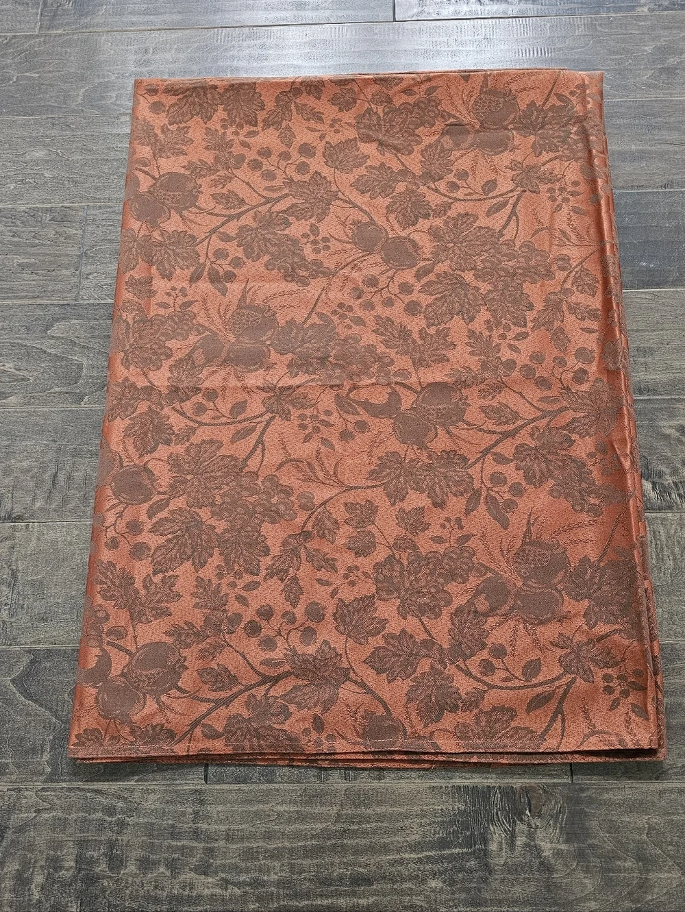 Lauren Ralph Lauren beautiful rectangular