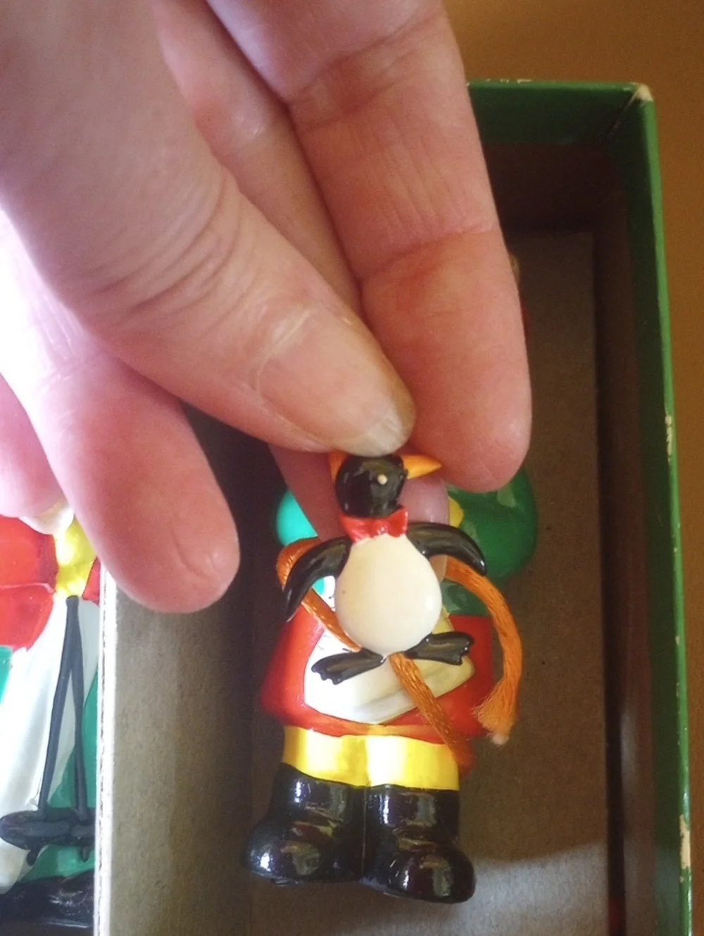 NIB Billy & Buffy Bear Ornaments/ Figures.  Lynn's Kin, Cannon Falls Hollow 80s