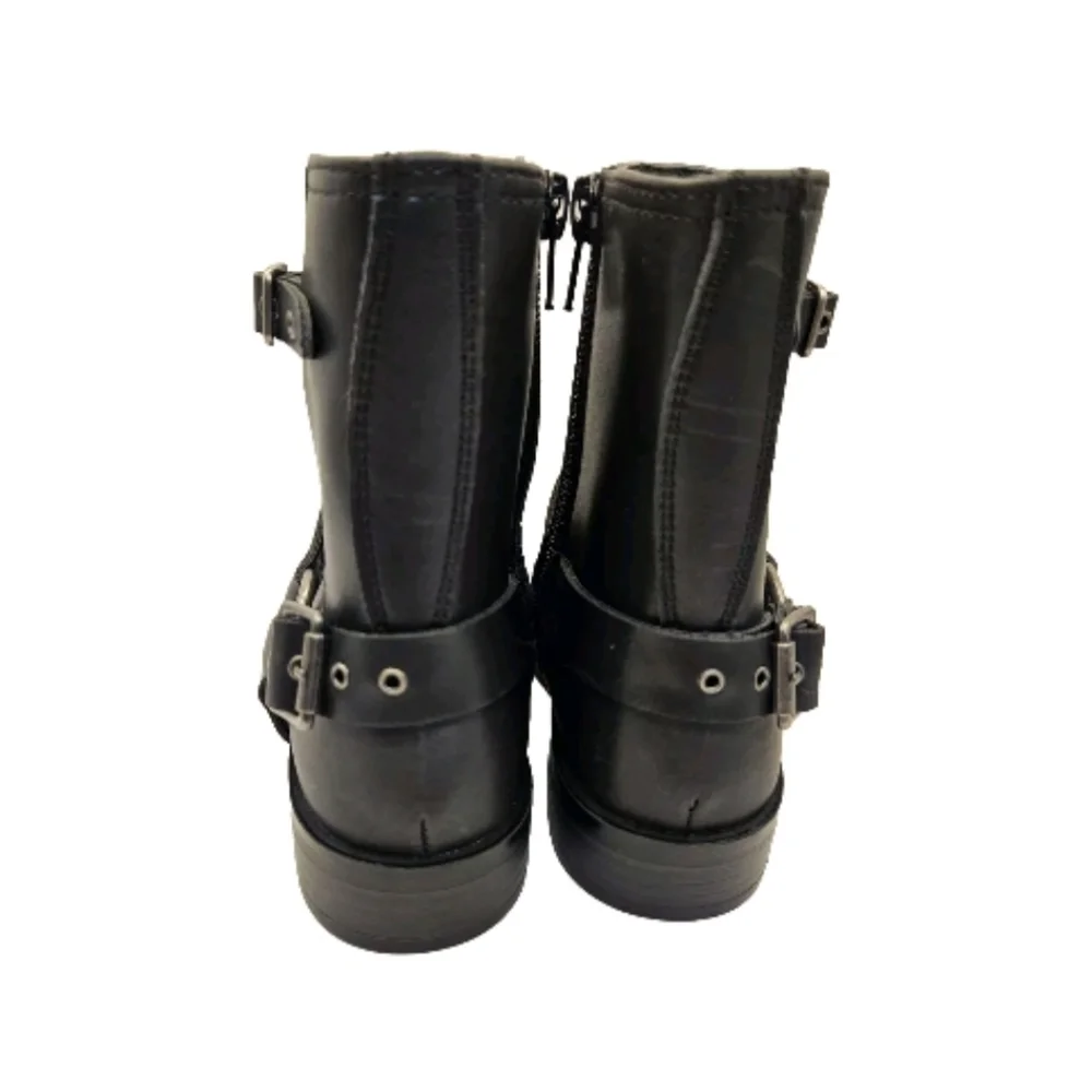 Steve Madden steve madden