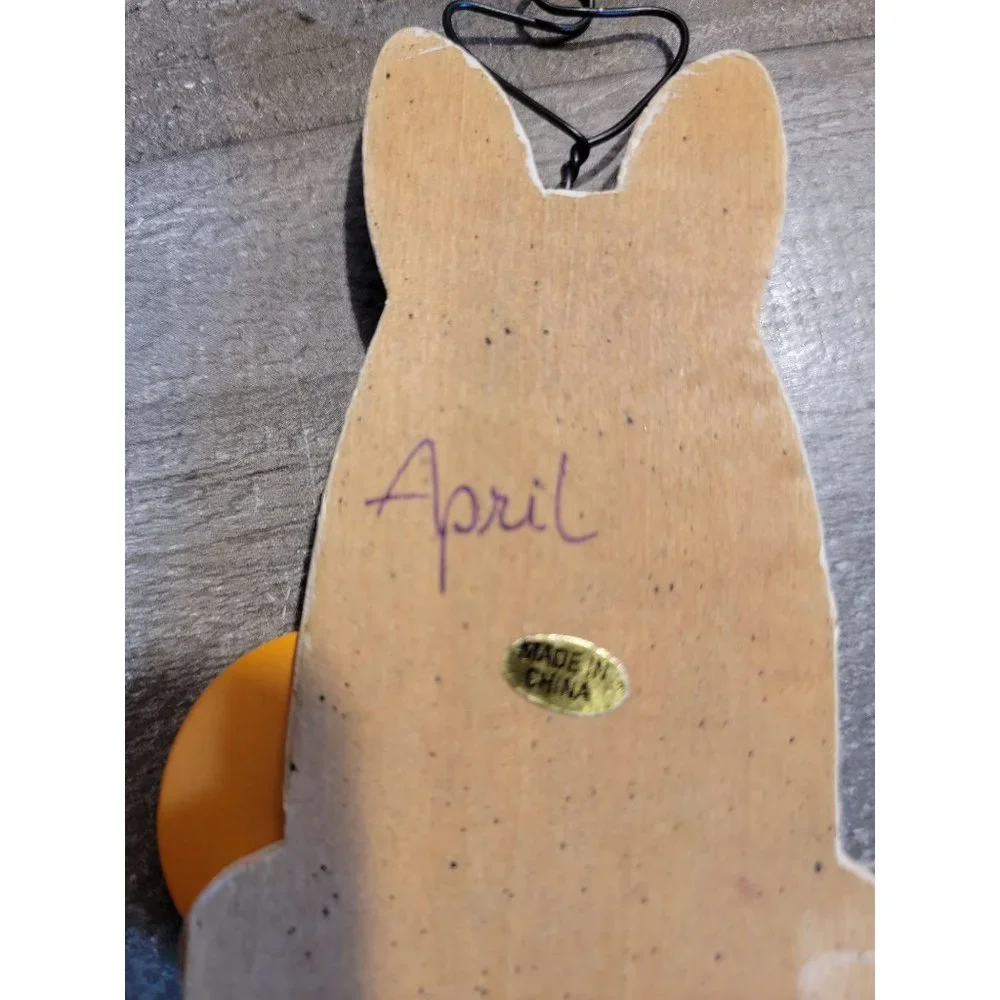 Unbranded vintage easter
