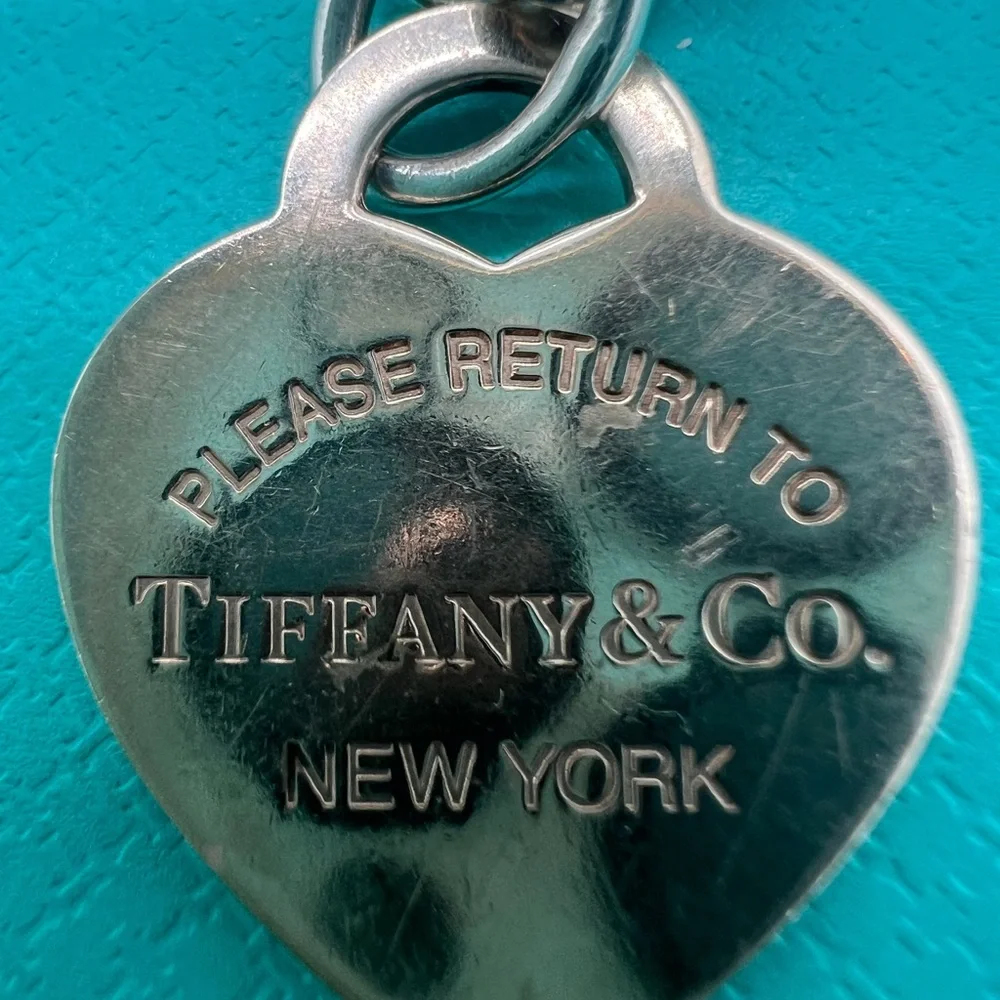 Tiffany & Co. elegant 100%