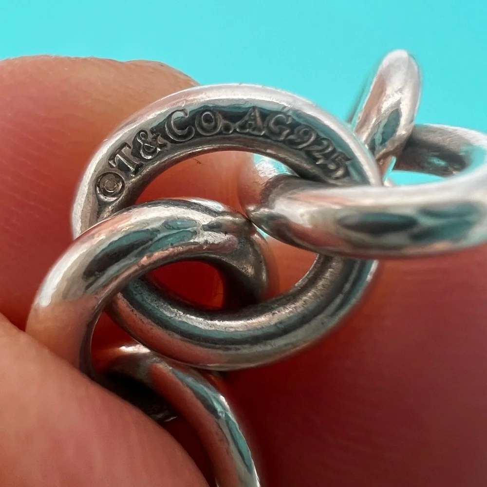 Tiffany & Co. elegant 100%