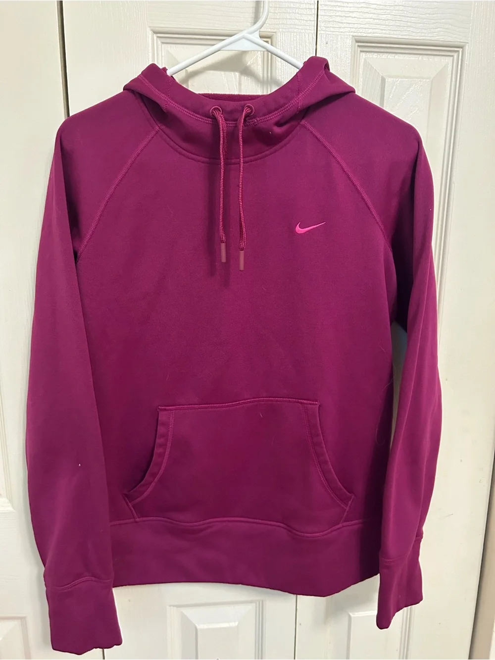Nike women pullover