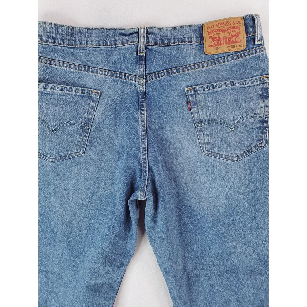 Levis levis 550
