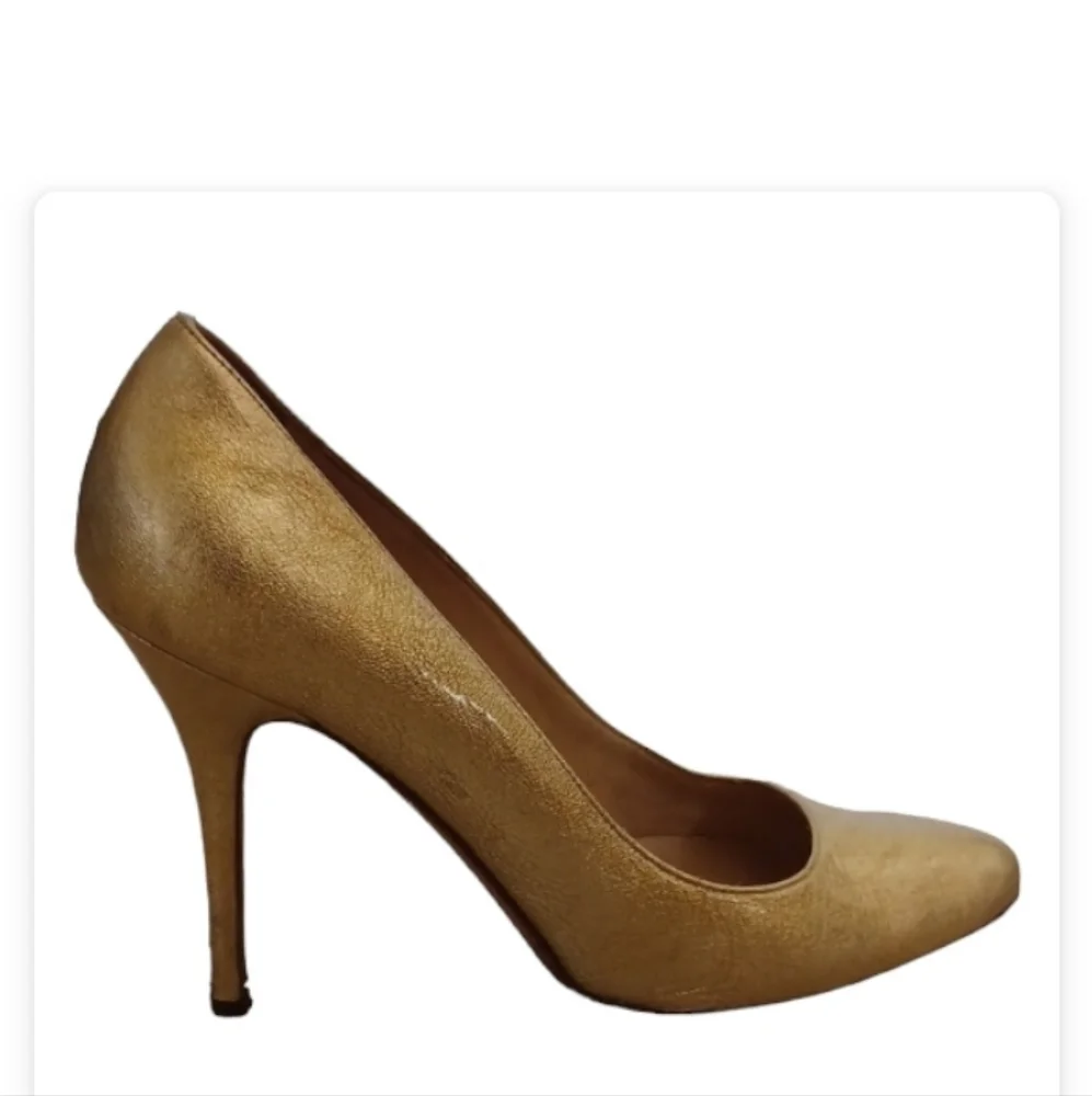 Michael Kors beautiful gold