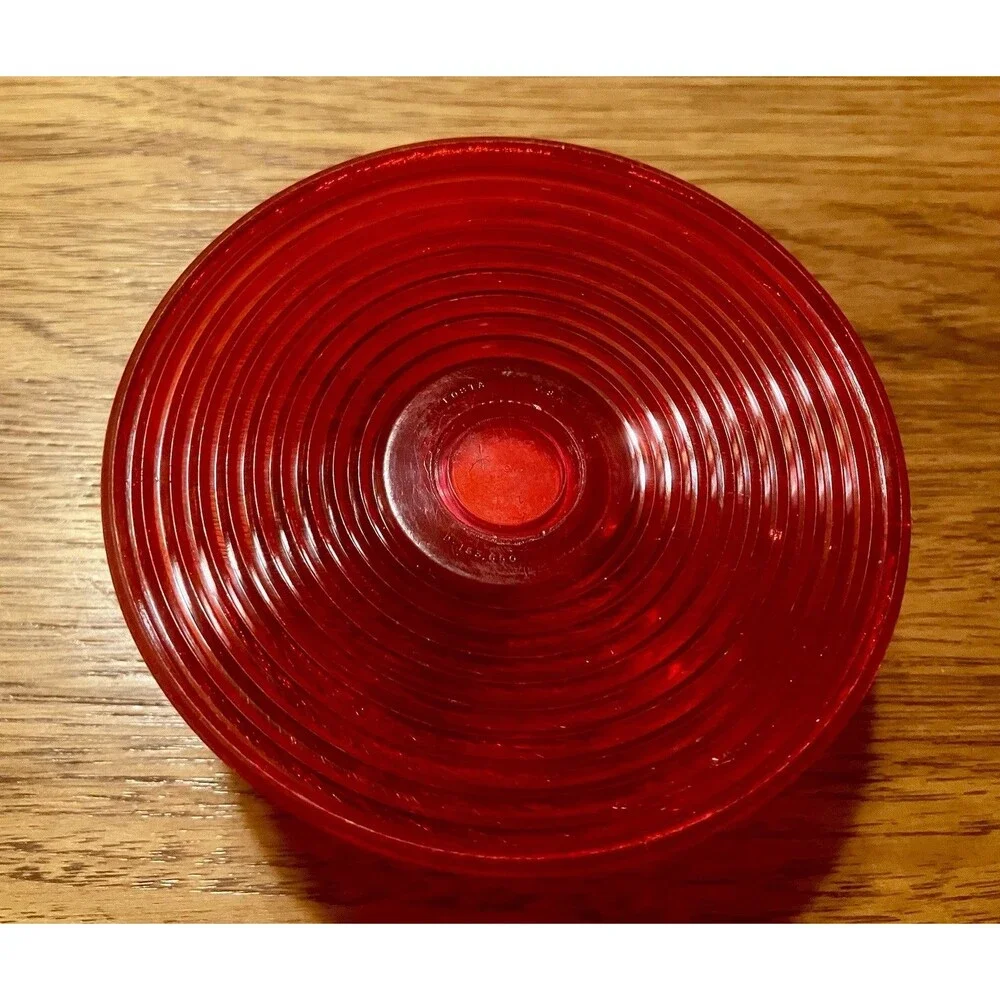 N/A red vintage