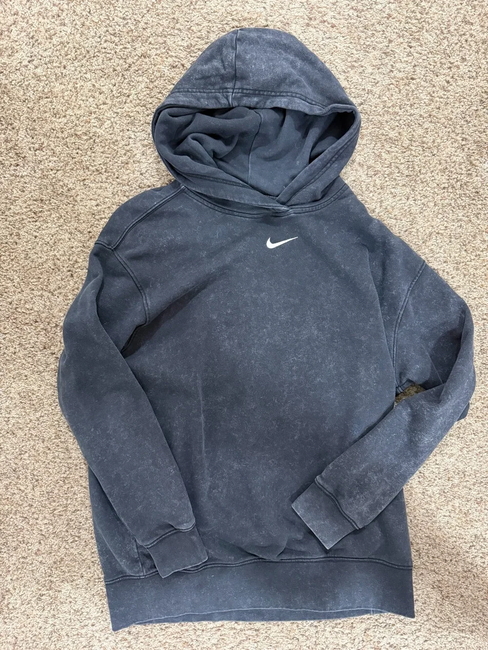Nike hoodie size small