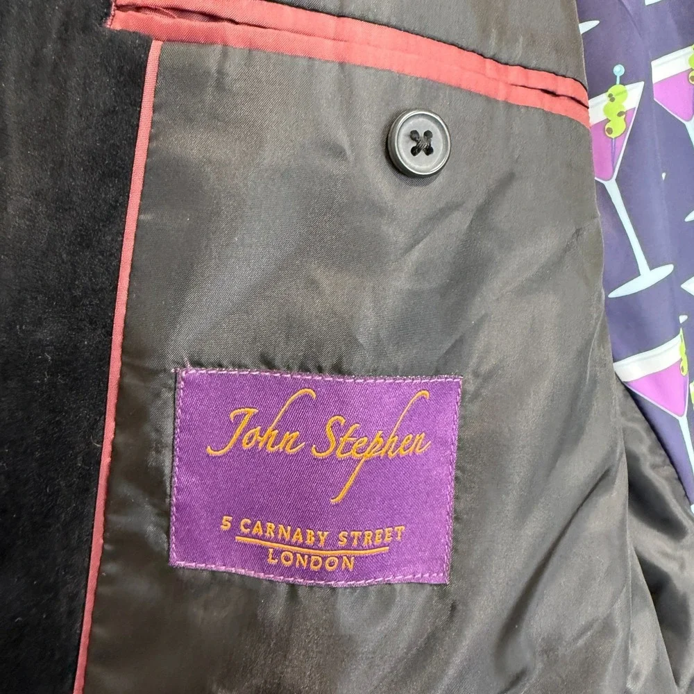 John Stephen no visible