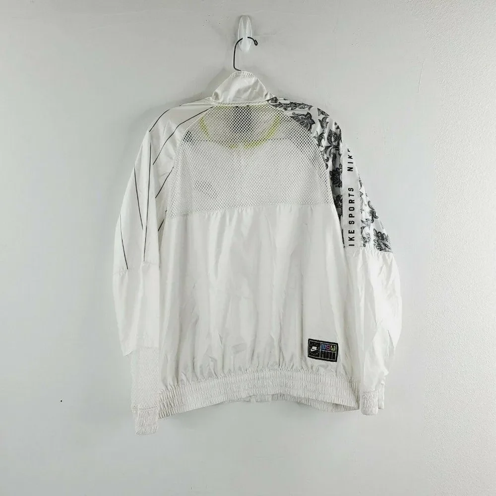 Nike mens white