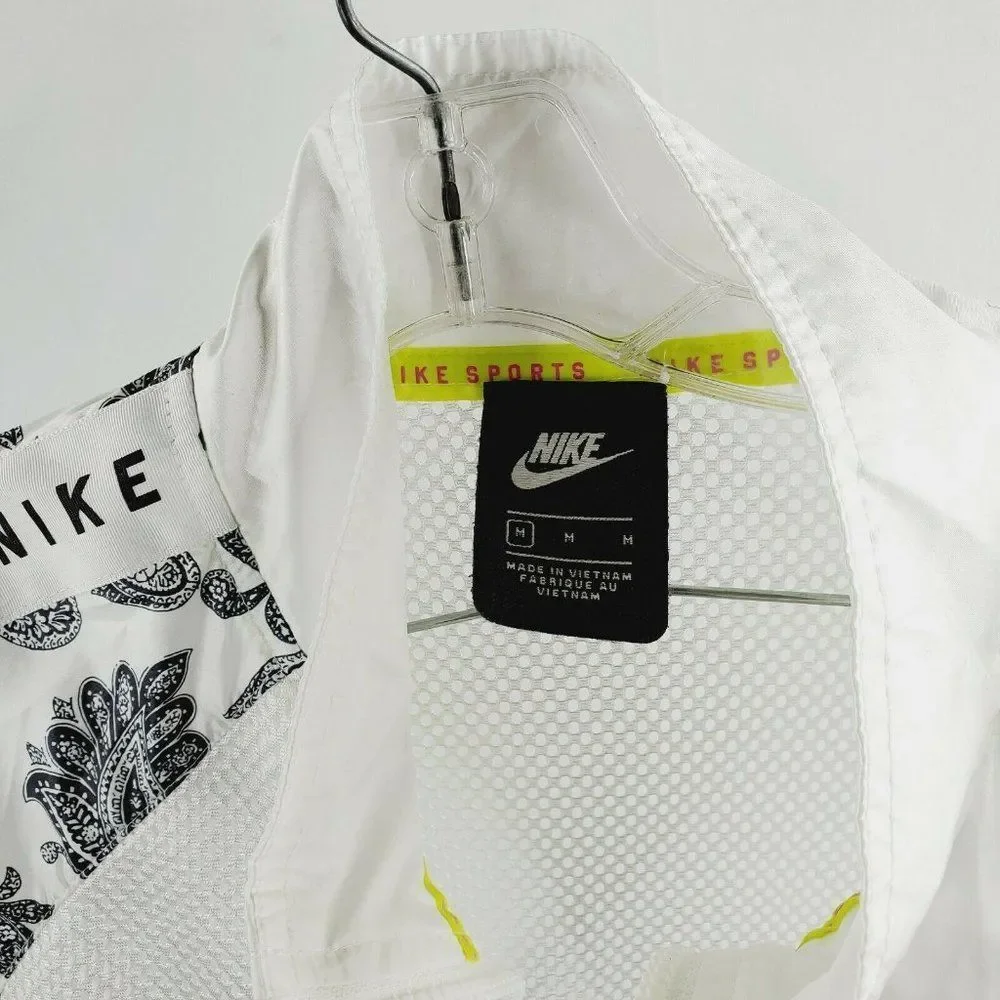 Nike mens white