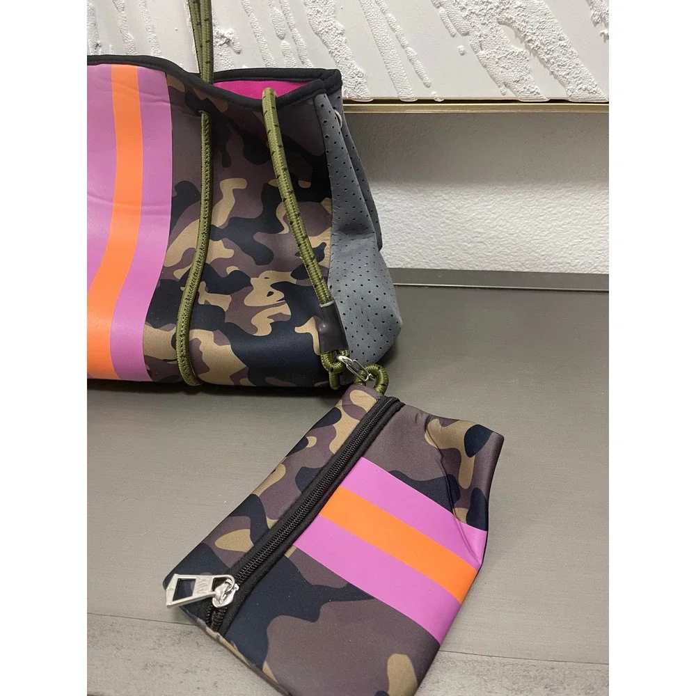 N/A neoprene tote