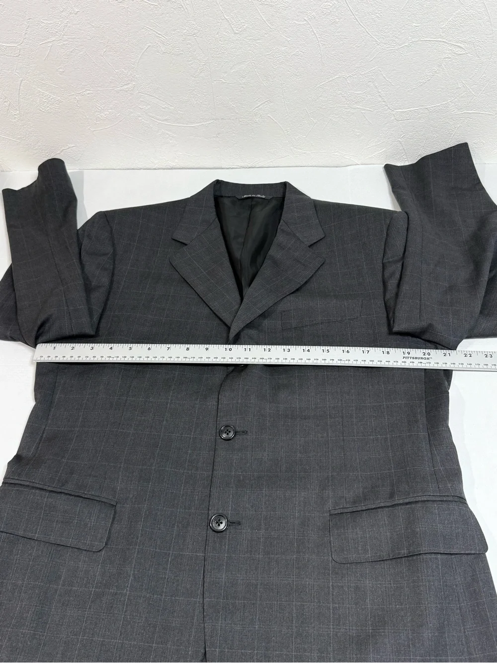N/A men’s saks