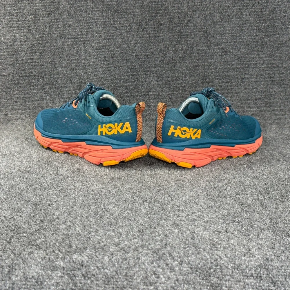 Hoka One One hoka one