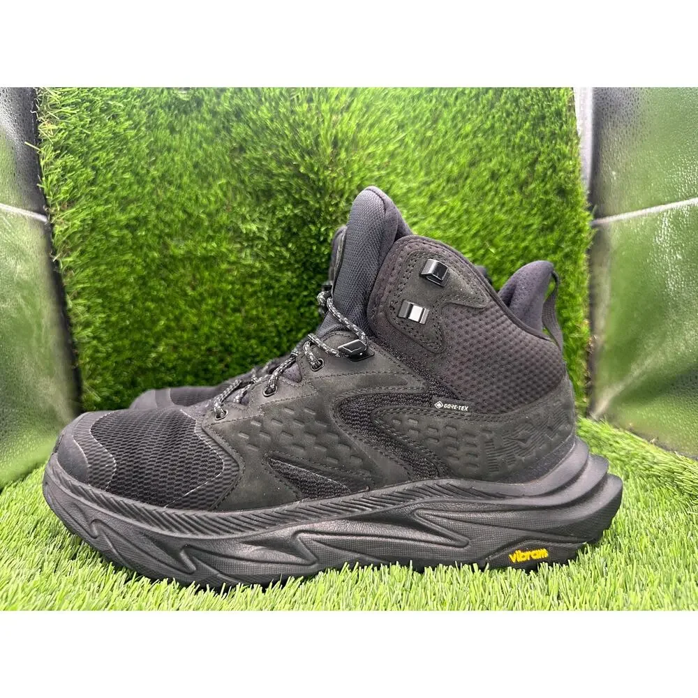 Hoka One One step into