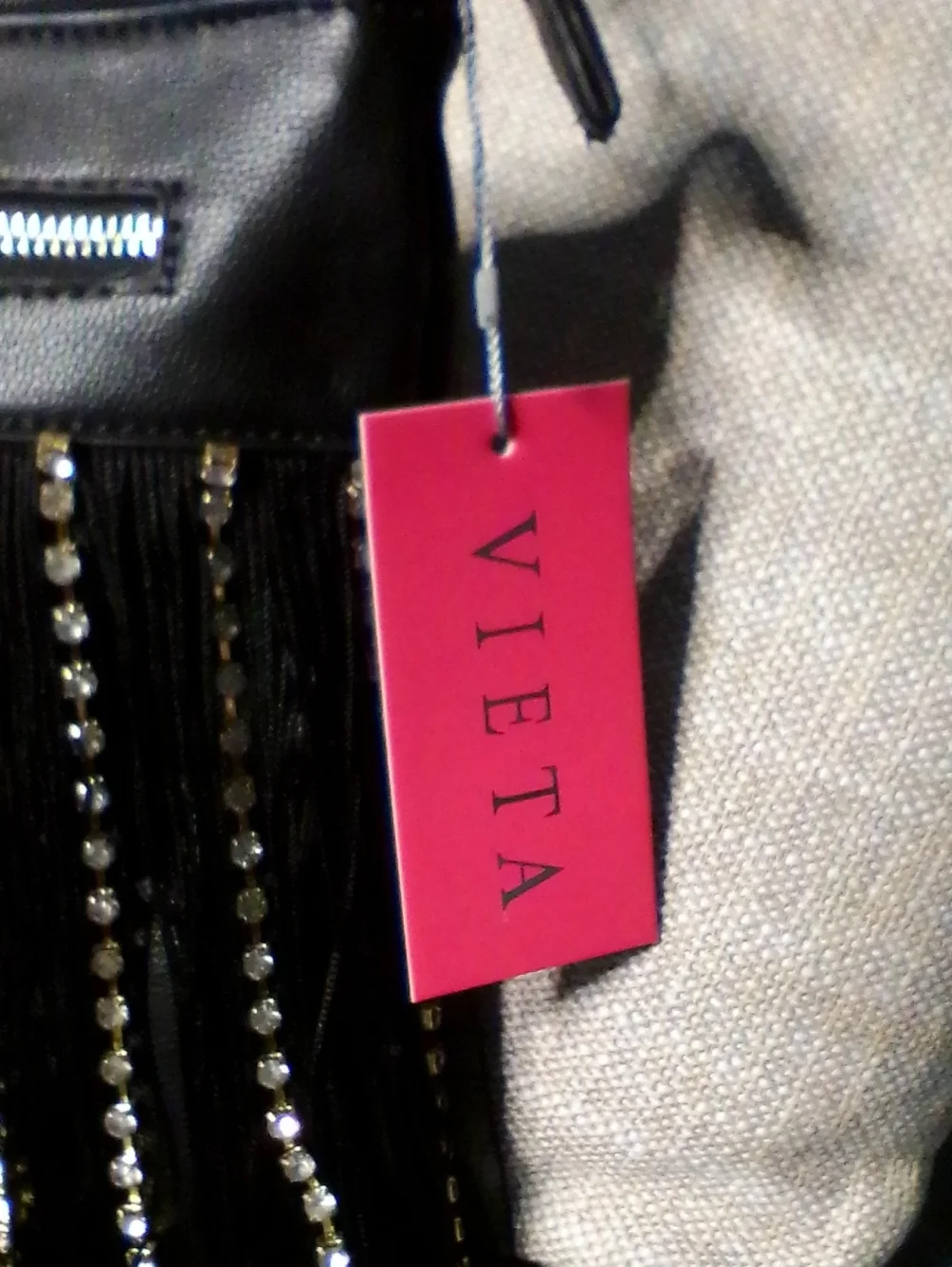 VETTA sleek black