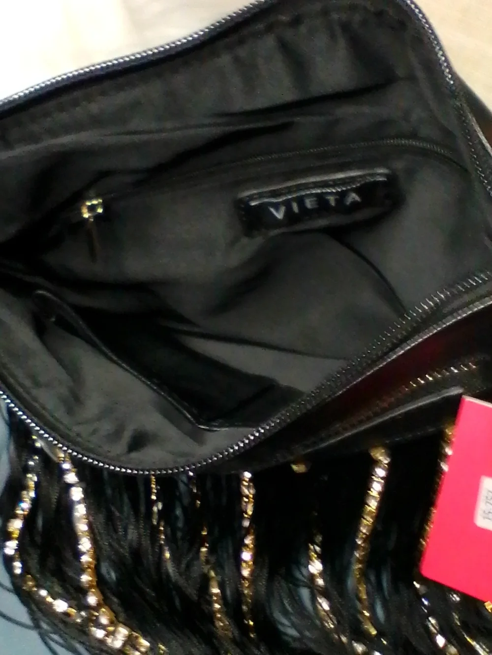 VETTA sleek black