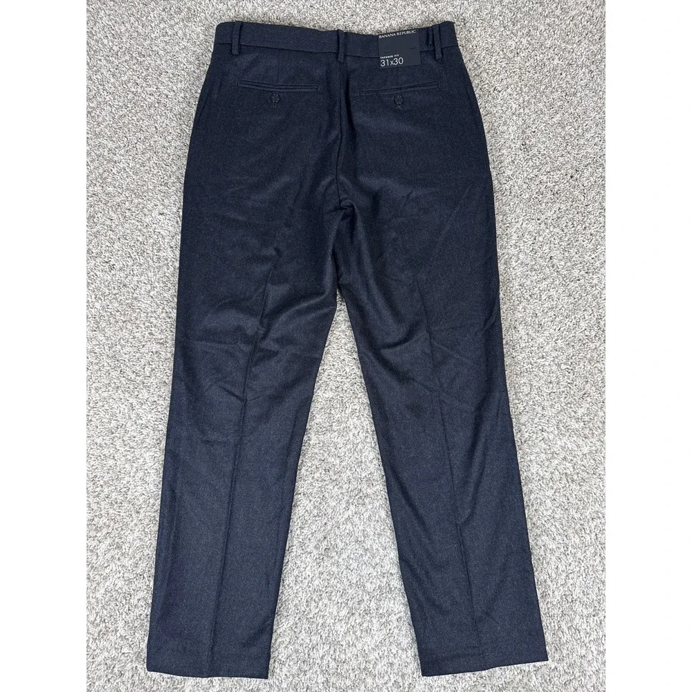 Banana Republic excellent pre
